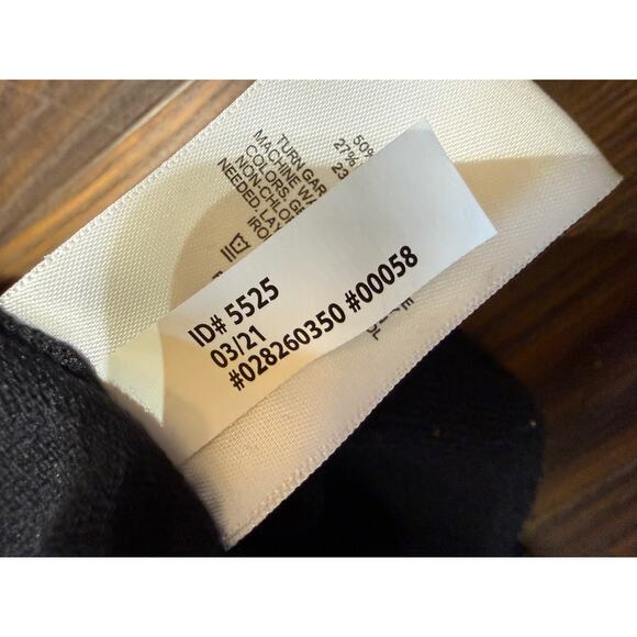 EXPRESS Short Sleeve Black Crewneck Sweater with Short Ruffle Sleeves Size L - Picture 7 of 10